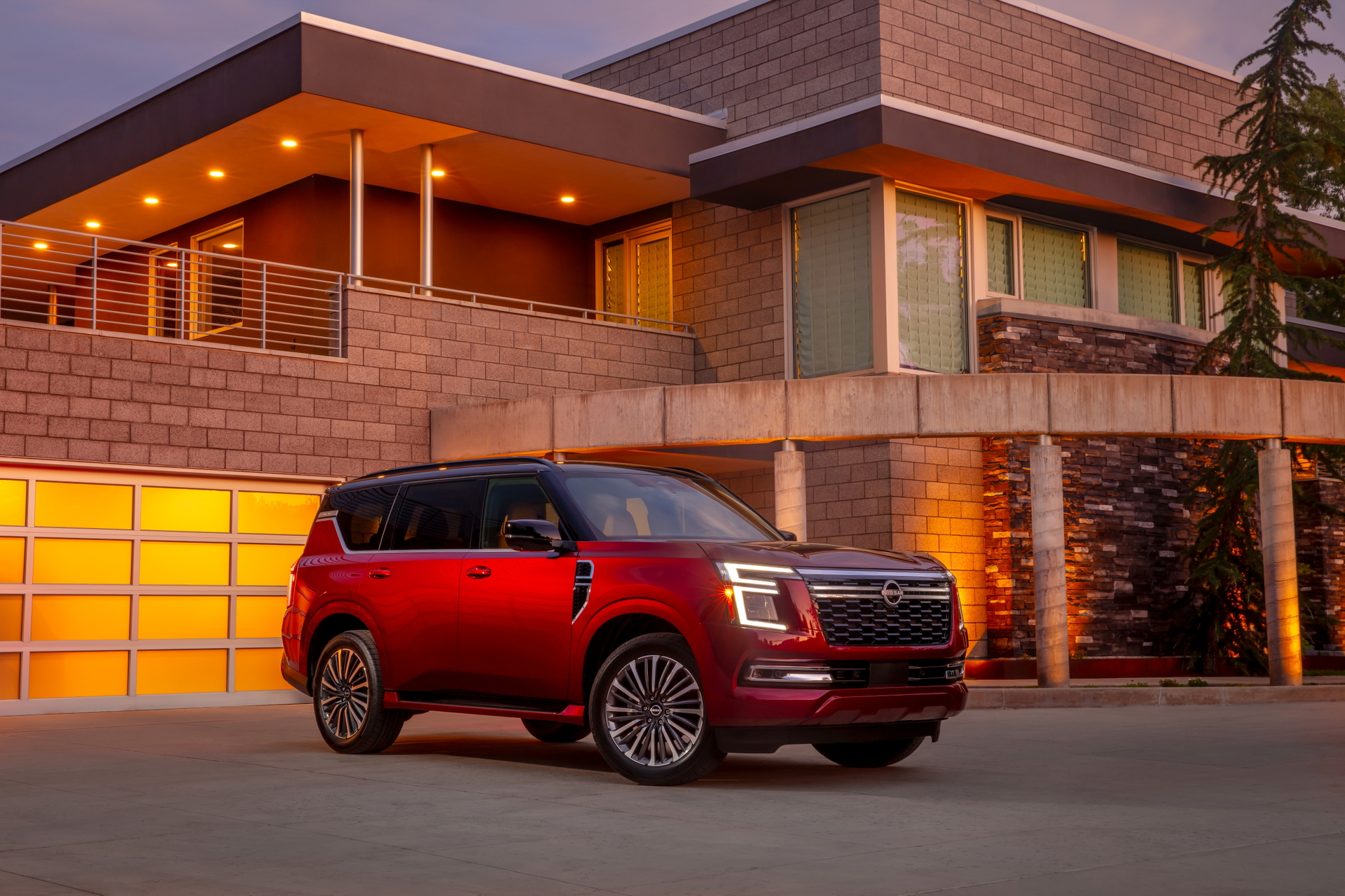 SUV todoterreno de 7 plazas con diseño imponente y robusto