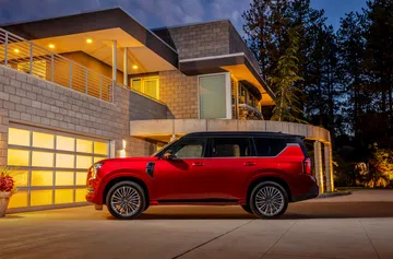 Es el SUV todoterreno definitivo de 7 plazas que no se atreven a vender en Europa, un 4x4 que sorprende.