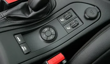 Detalle del sistema Airwave en Peugeot 308 CC para cuello