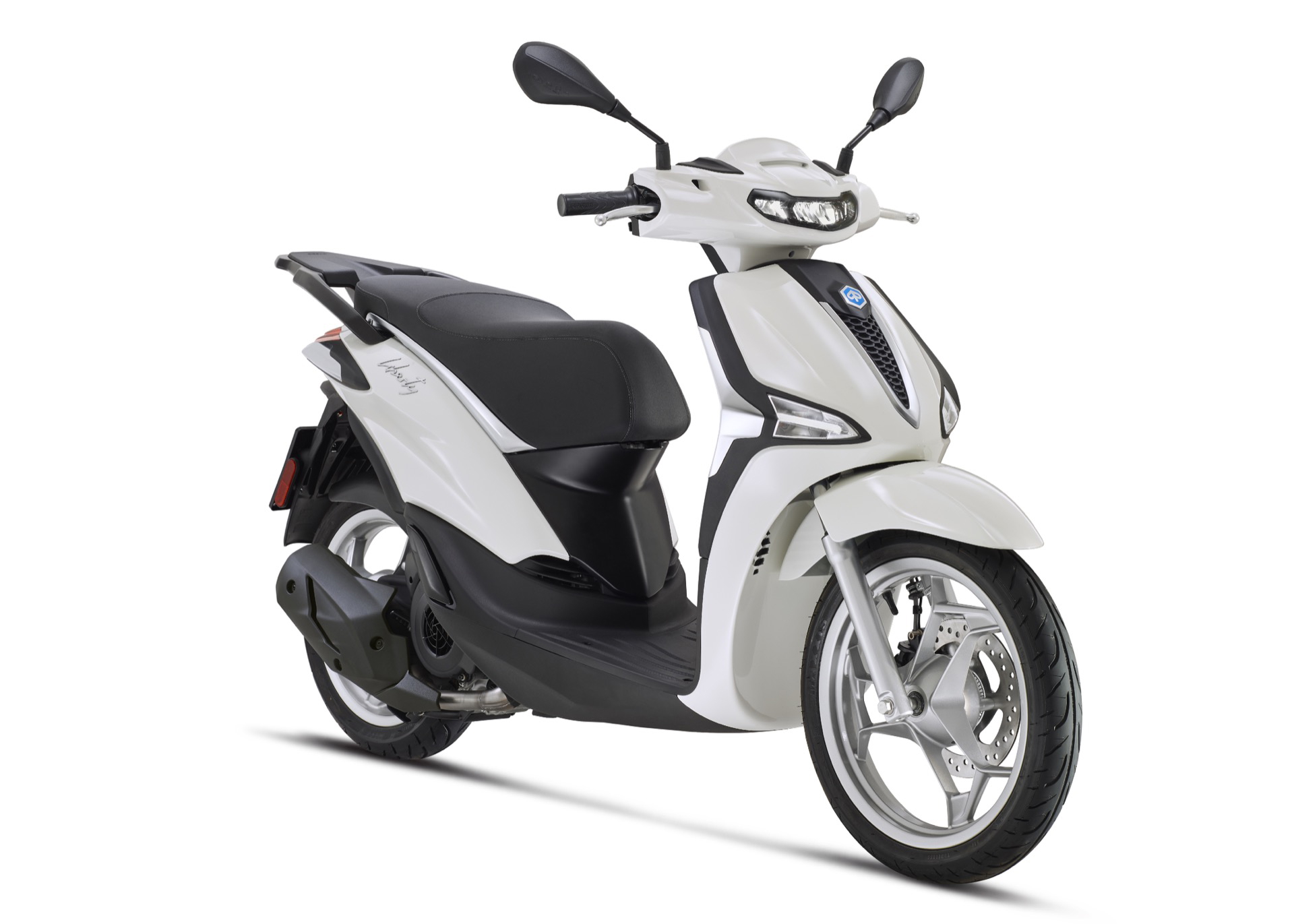 Scooter italiano, ligero y eficiente, ideal para la ciudad.