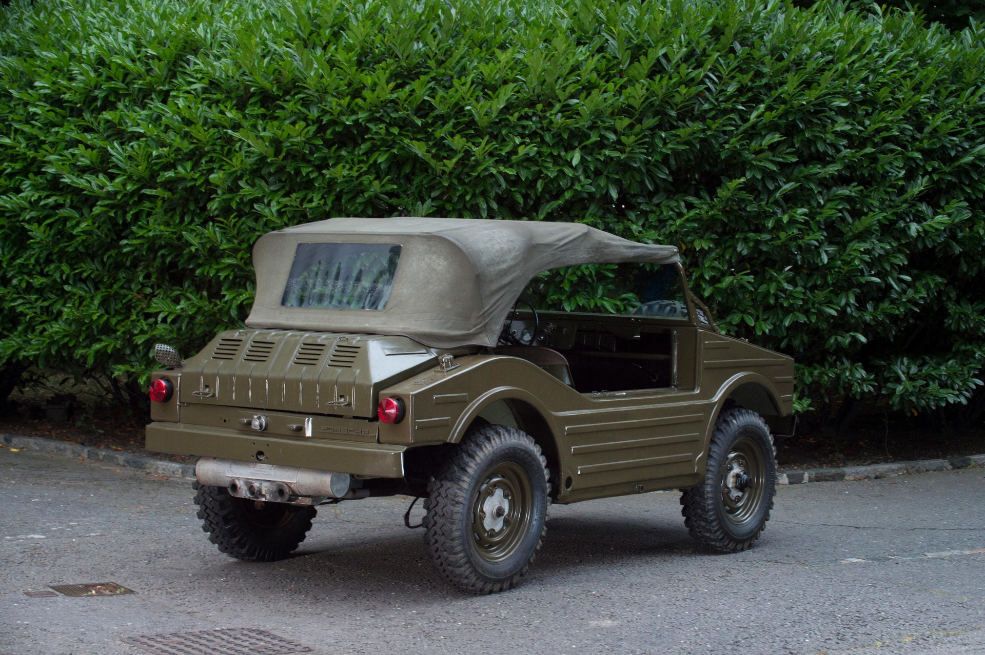 Porsche 597 Jagdwagen, ícono 4x4 alemán, retador del Willys Jeep.