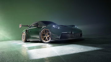Érase una vez un alerón a un coche pegado, el Porsche 911 GT3 RS de Manthey Racing.
