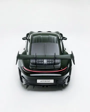 Vista trasera del Porsche 911 GT3 RS, destacando su impresionante alerón