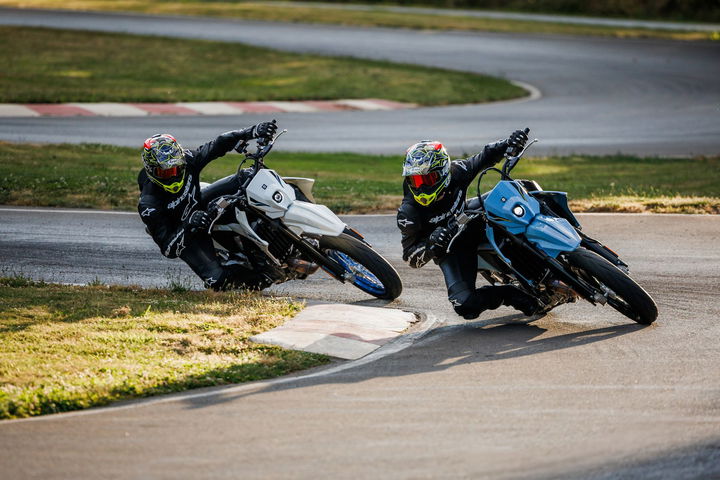suzuki-dr-z4sm-74 La Suzuki DR-Z4SM es pura adrenalina sobre dos ruedas. Ideal para quienes buscan diversión con el A2.