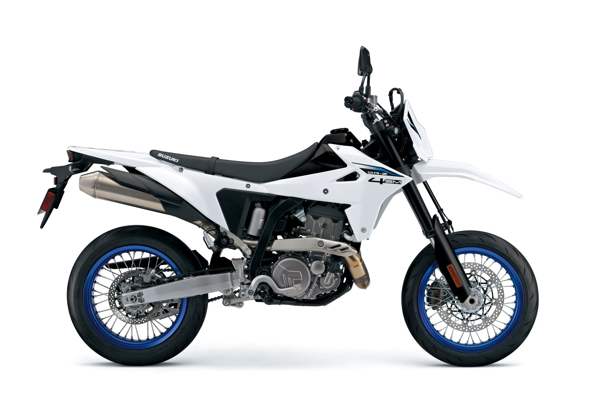 SUZUKI DR-Z4SM es una moto ligera y potente, ideal para quienes buscan adrenalina.