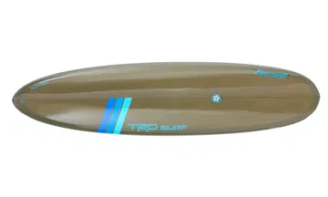 Tabla de surf diseñada para el Toyota 4Runner TRD.