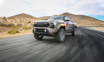 Toyota Tacoma TRD ProRunner, listo para conquistar terrenos extremos.