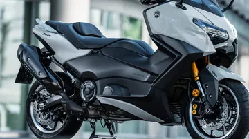 Renovado Yamaha TMAX 2025, diseño y prestaciones top