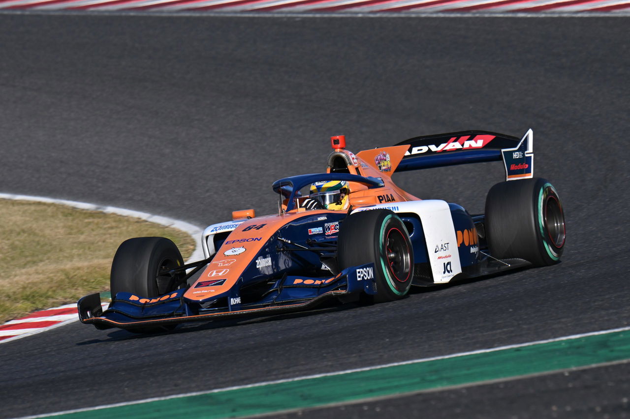 Tadasuke Makino dominando los test de Super Fórmula en Suzuka.