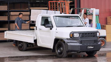 Imagen del Toyota Hilux Champ, un todoterreno robusto y funcional ideal para trabajos. 