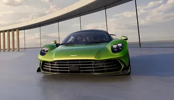 Aston Martin Valhalla, un superdeportivo que impresiona por su diseño y potencia.