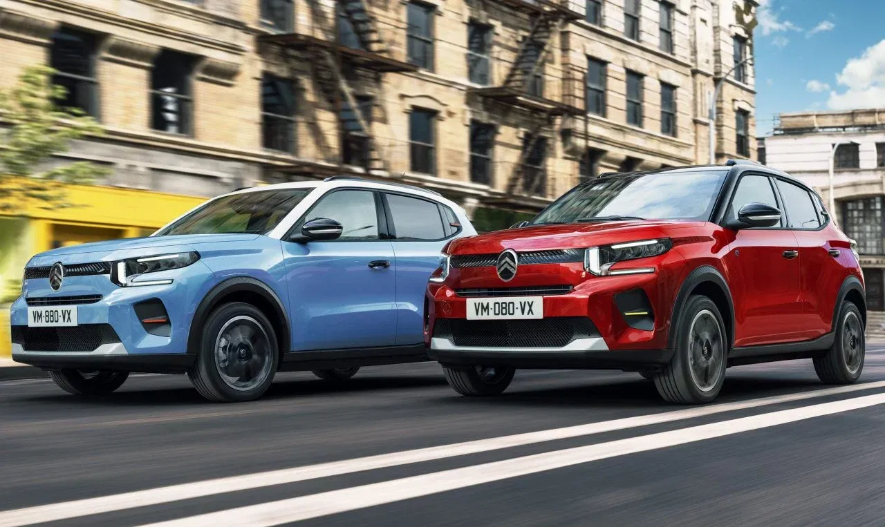 Citroën C3 presenta sus versiones en azul y rojo, destacando diseño moderno y versatilidad. Citroën C3 presenta sus versiones en azul y rojo, destacando diseño moderno y versatilidad.