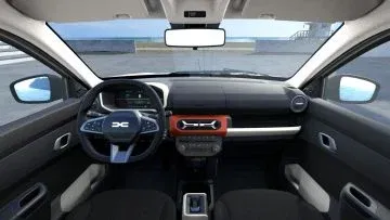 Interior del Dacia con un diseño funcional y moderno, perfecto para uso diario. Interior del Dacia con un diseño funcional y moderno, perfecto para uso diario.