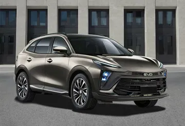 Este SUV chino destaca por su diseño audaz y elegante, ideal para quienes buscan estilo y versatilidad.
