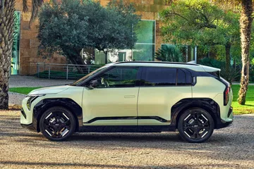 Este SUV de Kia combina un diseño moderno con un amplio espacio interior y maletero