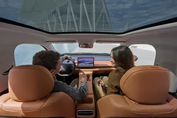 Interior del LEAPMOTOR C10 REEV con un diseño moderno y confortable.