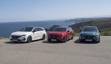 El nuevo Peugeot 308 SW destaca por su diseño moderno y eficiente.
