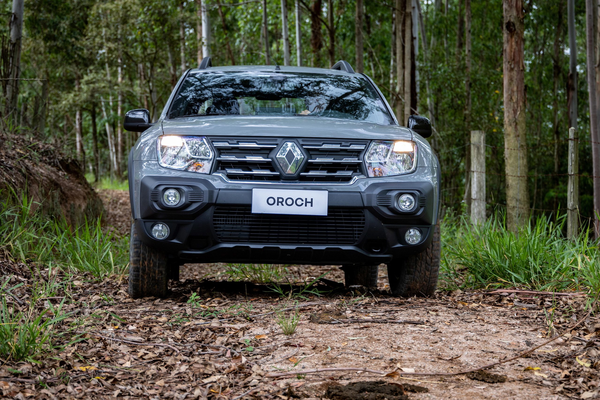 El Renault Duster Oroch destaca por su robustez y capacidades todoterreno.