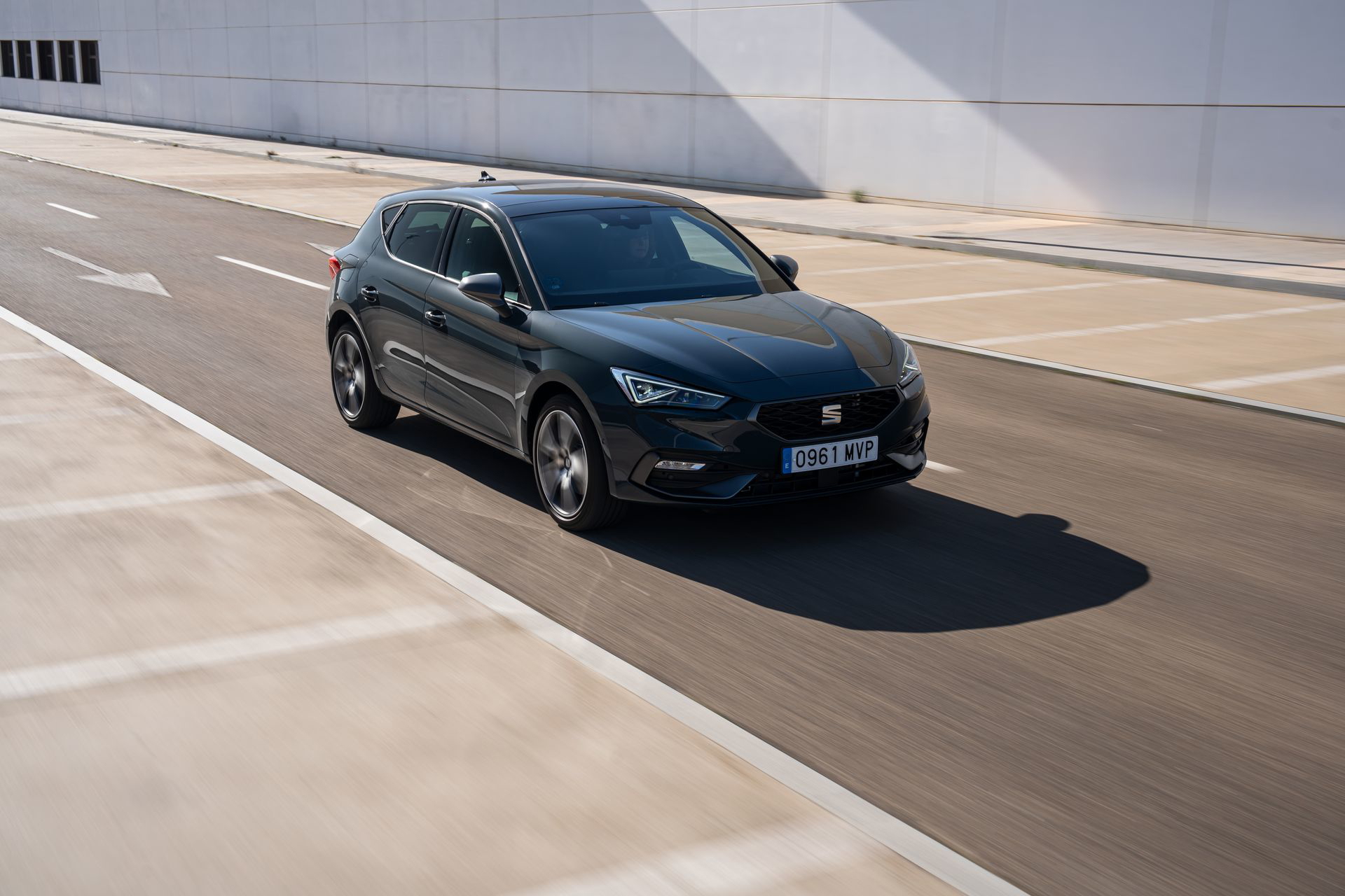 Nuevo Seat León E-Hybrid, eficiente y divertido de conducir
