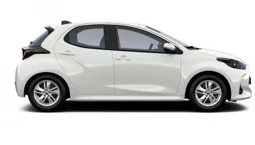 Vista lateral del Toyota Yaris Business Plus, moderno y eficiente. Vista lateral del Toyota Yaris Business Plus, moderno y eficiente.
