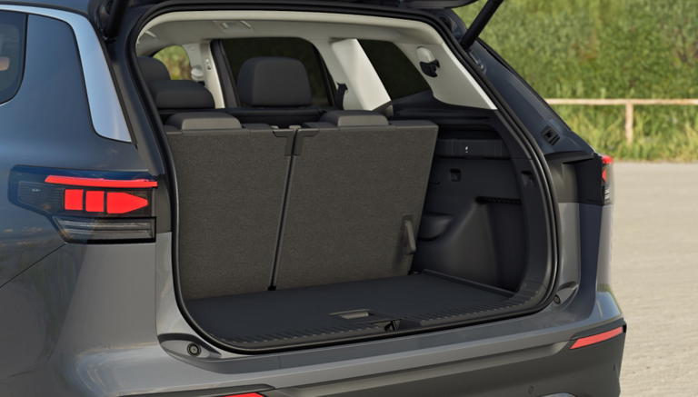 Maletero espacioso del VW Tayron, ideal para familias y viajes.