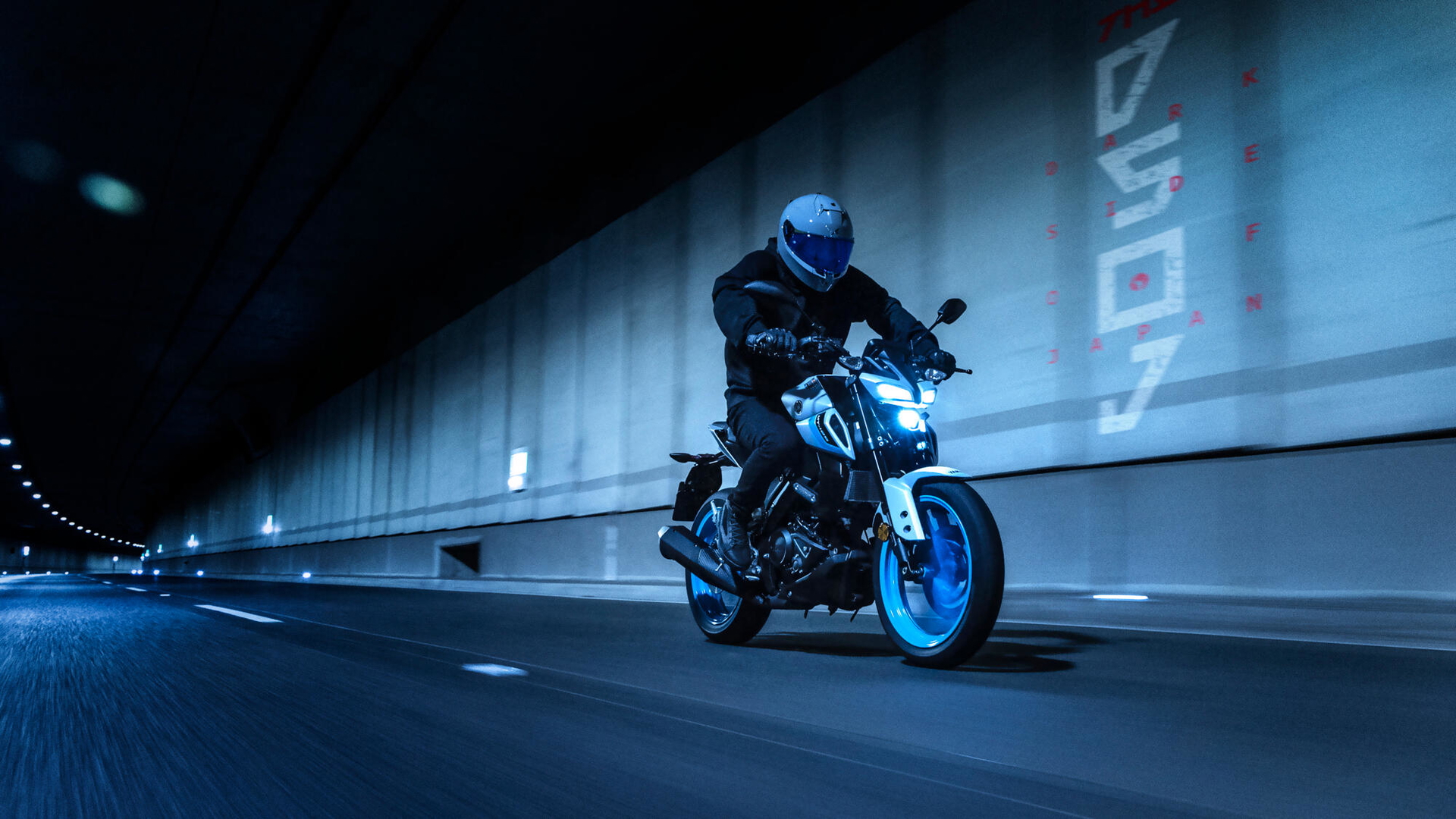 Yamaha MT-125 en acción, ideal para la ciudad.