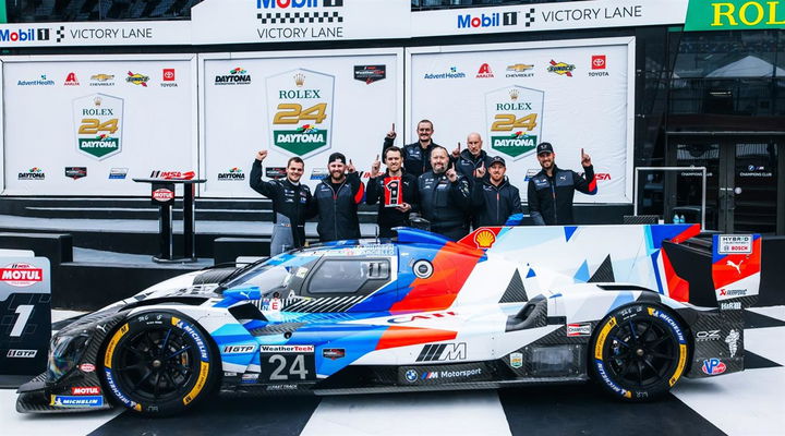 Dries Vanthoor logra la pole position con BMW M Team RLL en Daytona