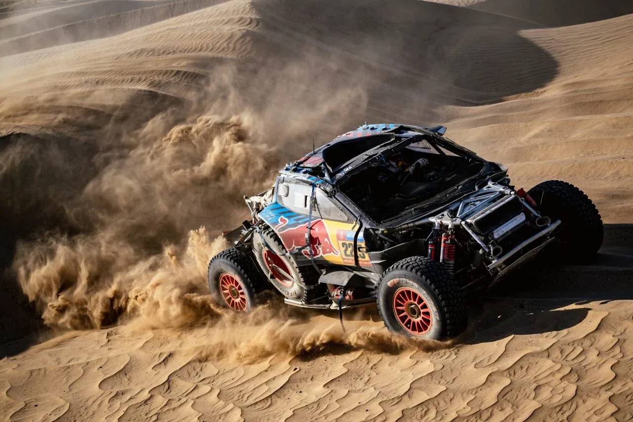 Carlos Sainz en el Dakar 2025
