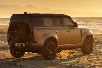 Defender Octa ofrece un diseño robusto ideal para aventuras extremas.