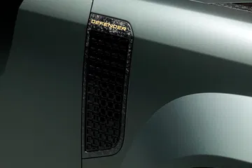 Detalle del aireador del Defender Octa, diseño robusto y funcional.