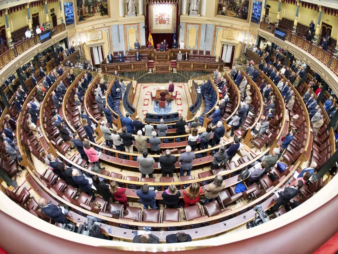 El Gobierno no logra prorrogar las ayudas para coches eléctricos en 2025. El Gobierno no logra prorrogar las ayudas para coches eléctricos en 2025.