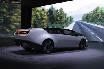 El prototipo de SUV de Honda muestra líneas futuristas y aerodinámicas.
