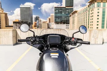 Vista detallada del manillar y pantalla de la Honda CMX 1100 Rebel 2025.
