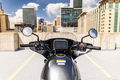 Vista detallada del manillar y pantalla de la Honda CMX 1100 Rebel 2025.