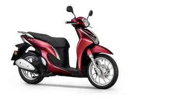 Con un gasto de 2,1 litros, este scooter de 125 tiene el indestructible motor de la Honda SH.