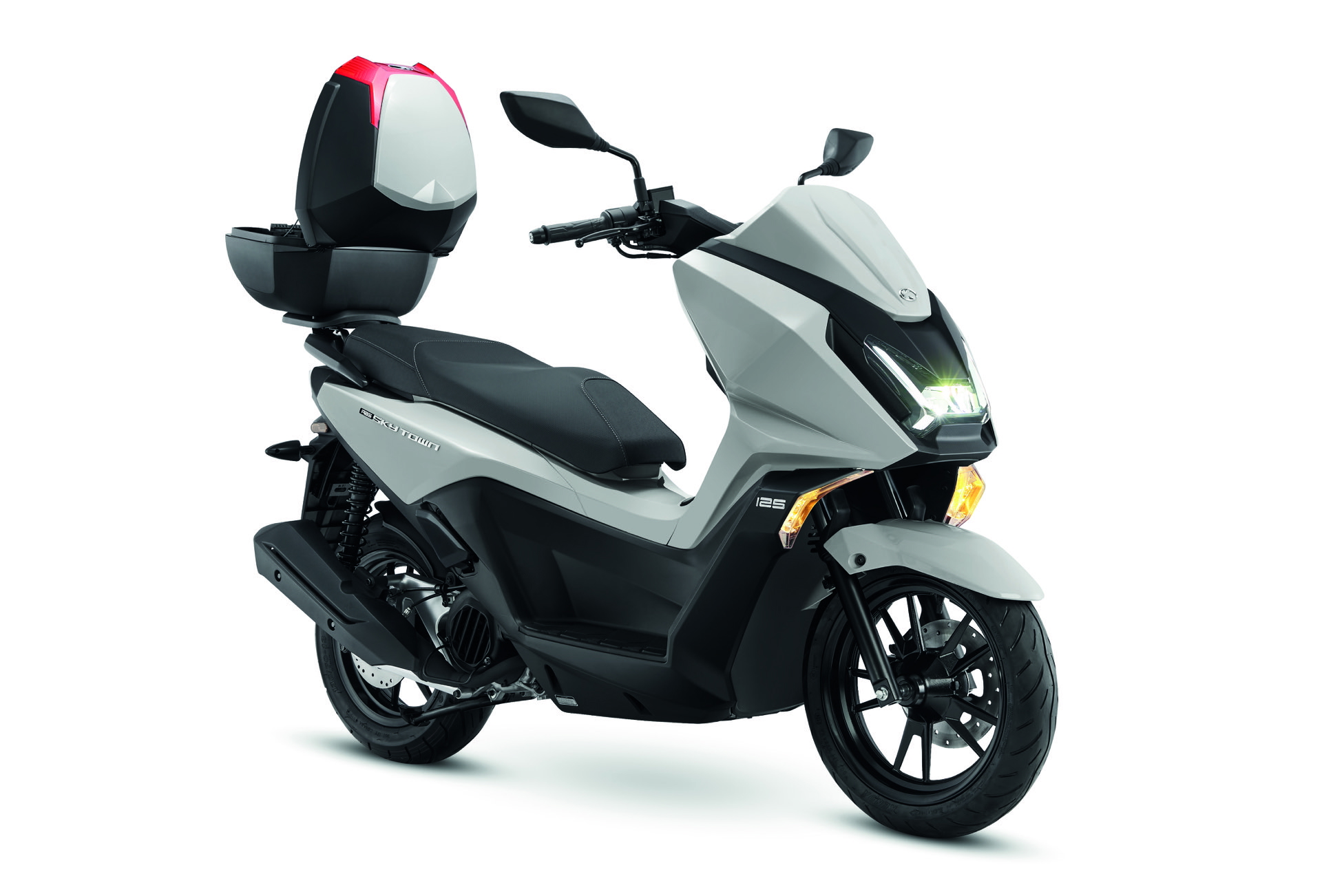 El scooter por el que merecía la pena esperar; un rival serio para Honda y Yamaha.