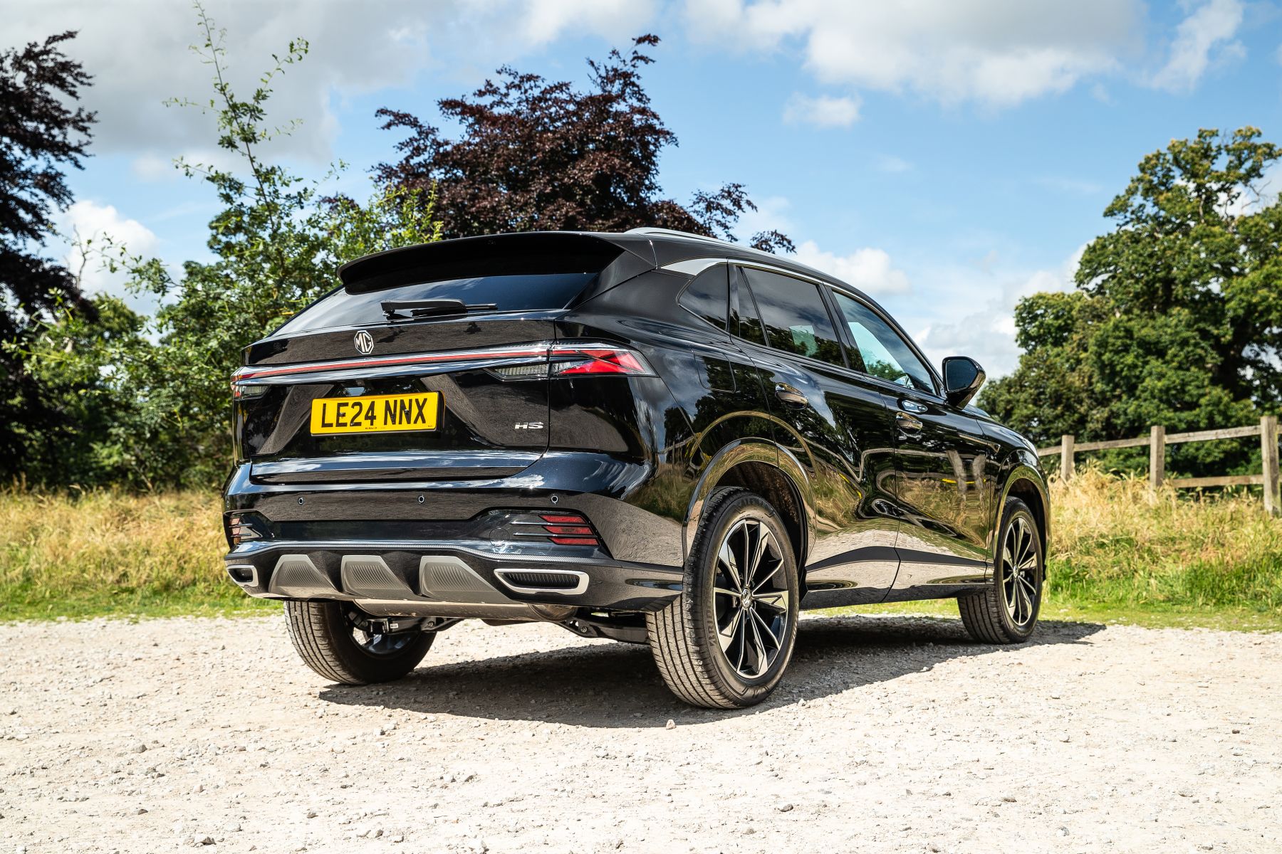 Este SUV tiene más espacio y maletero que el Omoda 5, es más potente y cuesta lo mismo.