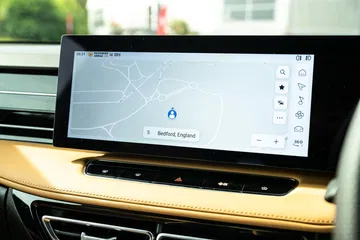 Pantalla digital del MG HS que ofrece una interfaz moderna y funcionalidad intuitiva.