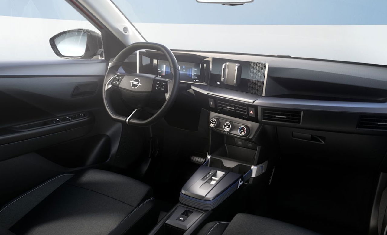 Interior del Opel Frontera, con diseño moderno y funcionalidad avanzada.