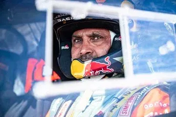 Nasser Al-Attiyah (QAT) of The Dacia Sandriders is seen at the refueling stop during stage 08 of Rally Dakar 2025 from Al Duwadimi to Riyad, Saudi Arabia on January 13, 2025 // Marcelo Maragni / Red Bull Content Pool // SI202501130812 // Usage for editorial use only //