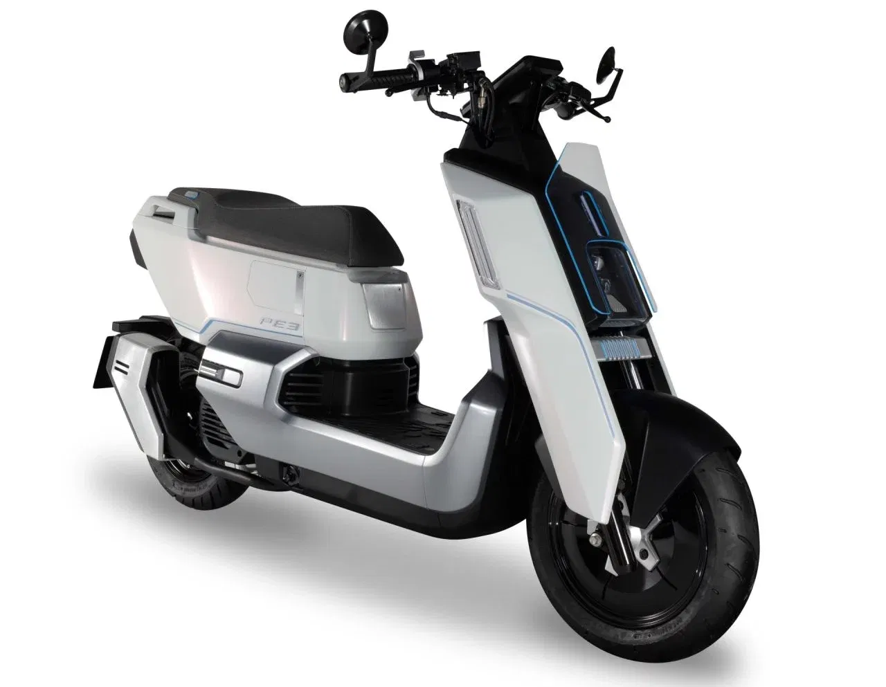 Con un consumo de 1 litro cada 100 km, este scooter de 125 es pionero en su clase. Con un consumo de 1 litro cada 100 km, este scooter de 125 es pionero en su clase.