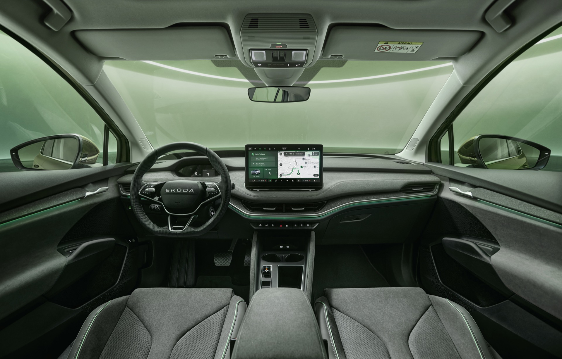 Interior del Skoda Enyaq 2025, destacando su diseño moderno y tecnológico.