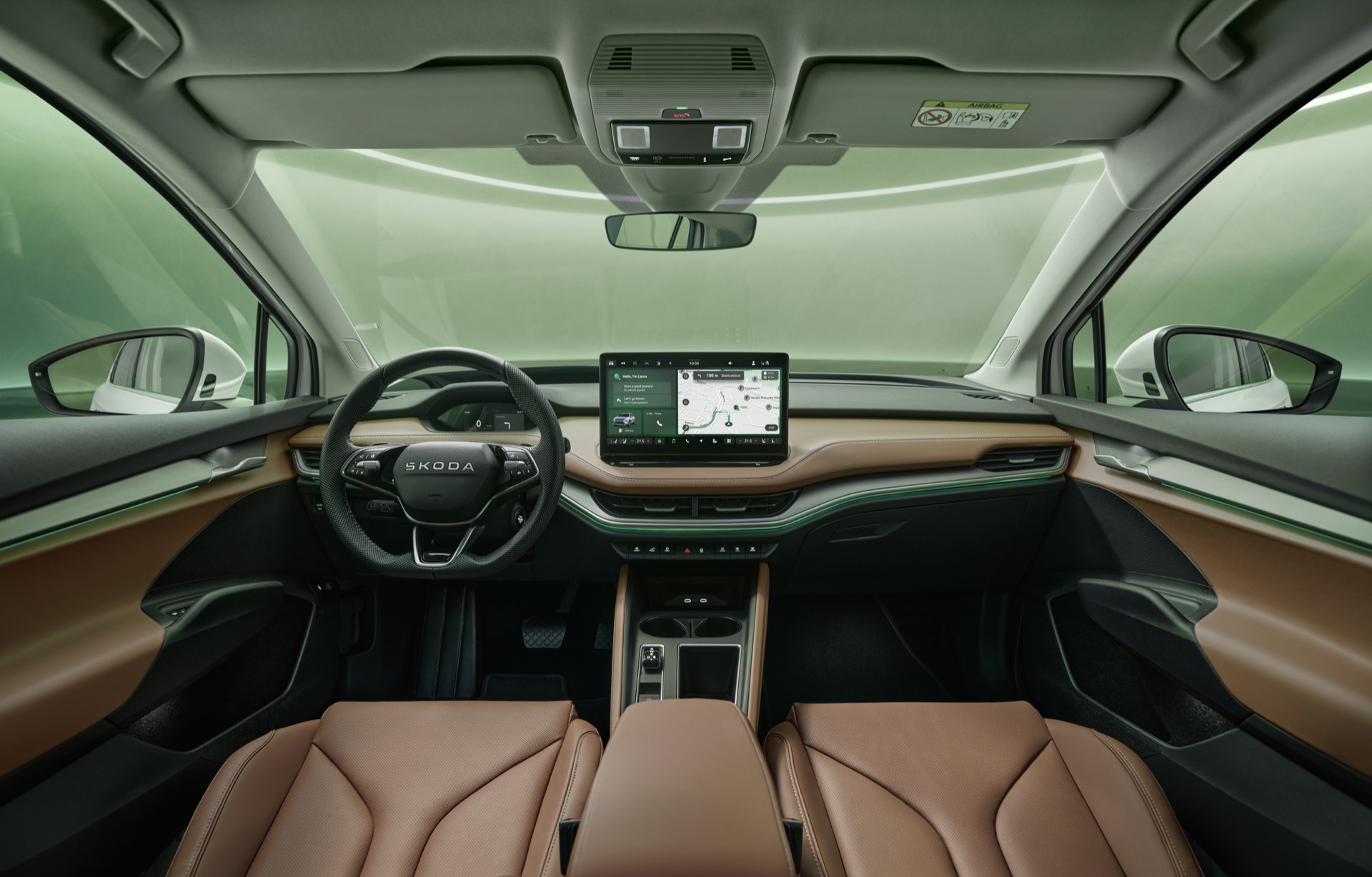 Interior moderno del Skoda Enyaq 2025, con acabados de alta calidad y tecnología avanzada.
