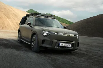 La sorprendente SUV 4x4 combina estilo y capacidad off-road.