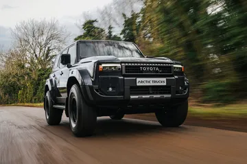 Toyota Land Cruiser AT37, una leyenda 4x4 que desafía cualquier terreno.
