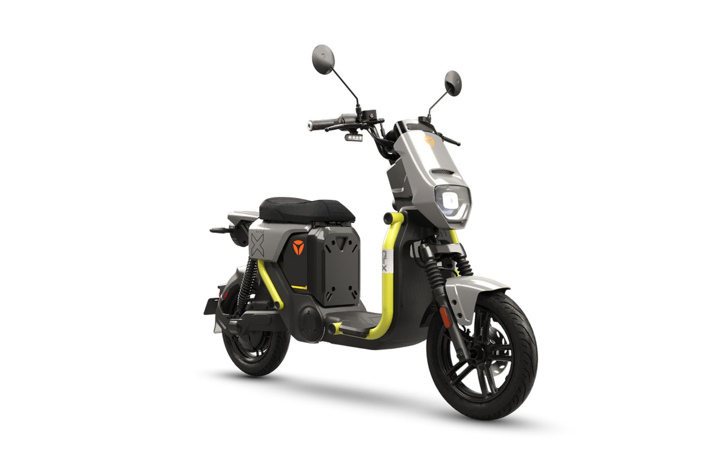 El YADEA GFX destaca por su diseño moderno y eficiencia energética, ideal para el uso urbano.