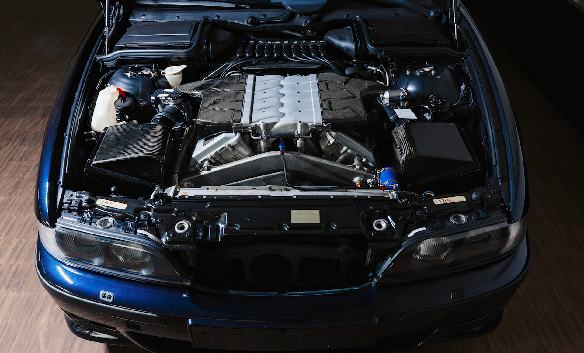 BMW-m5-w10-vw-engine_7-67a2015cc76d3.png