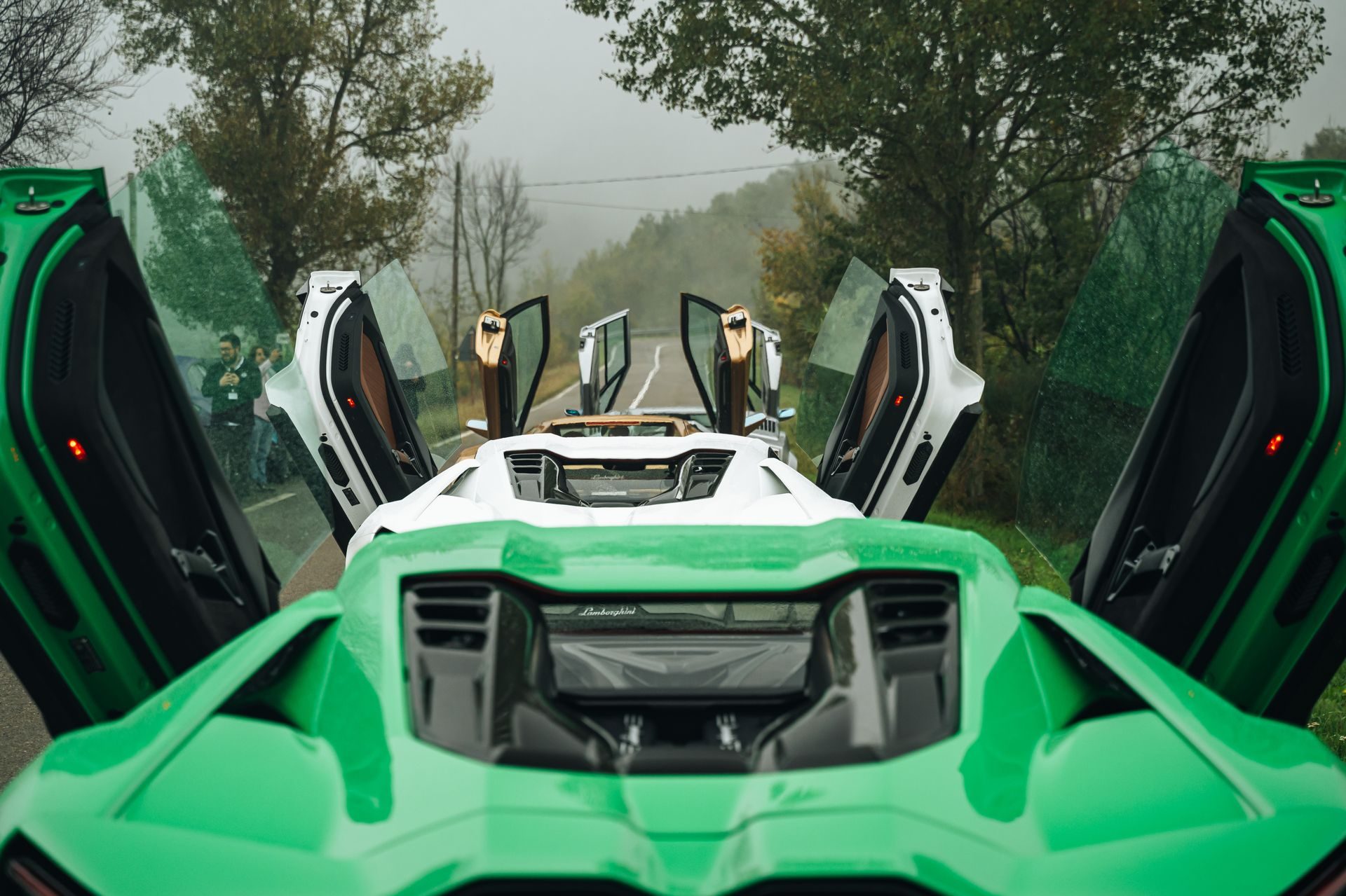 lamborghini-countach-vs-revuelto-33-67bf1fdcc1bde.jpg