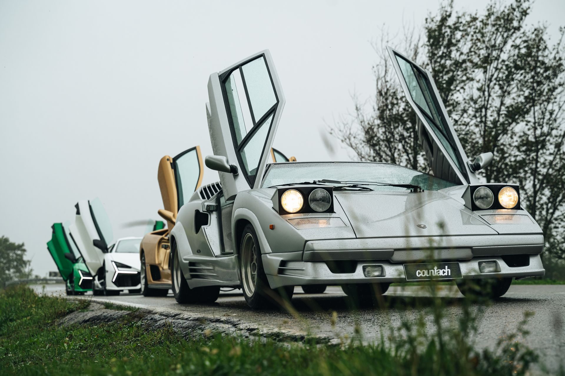 lamborghini-countach-vs-revuelto-40-67bf1fece7bab.jpg