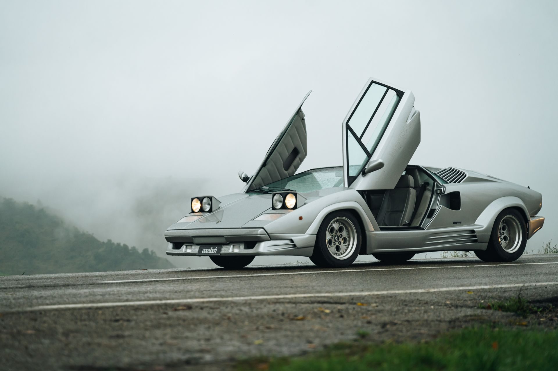 lamborghini-countach-vs-revuelto-9-67bf1f91dde0b.jpg